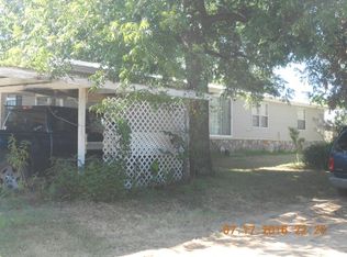 148 E Oak Ave, De Leon, TX 76444