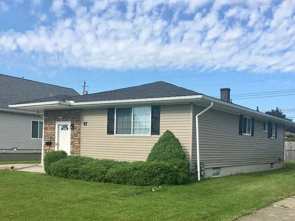 57 Joanne Ln, Cheektowaga, NY 14227