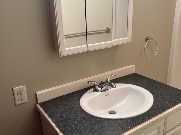 50 Adams St #5, Biddeford, ME 04005