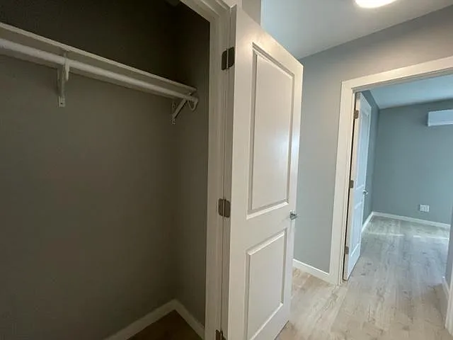 2815 Filbert St #C — Photo 15