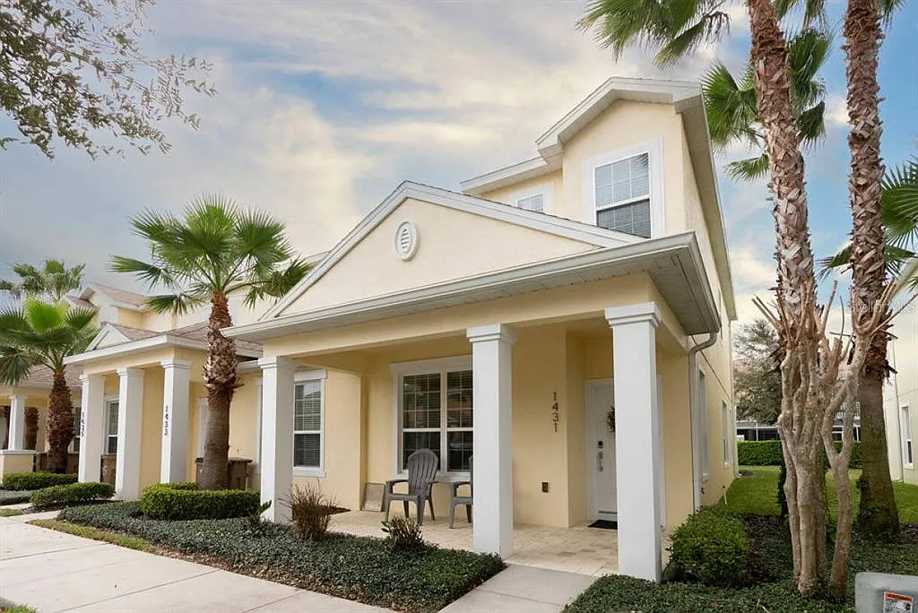 3 bed, 2.0 bath, 1512 sqft, $2,500 — Photo 3