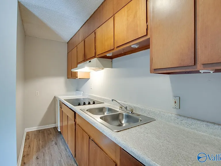 1330 Oshaughnessy Ave NE #A — Photo 20