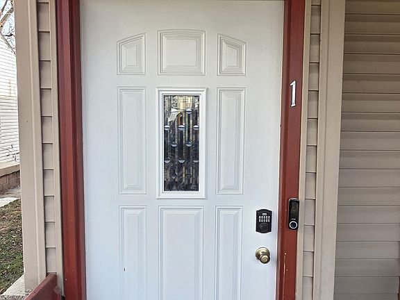2nd image of 237 N Beville Ave APT 1