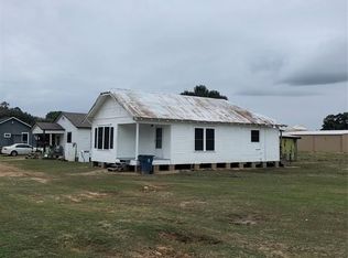 935 Zero St, Hempstead, TX 77445