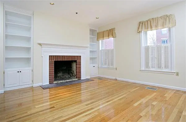 9 Main St #9 — Photo 3
