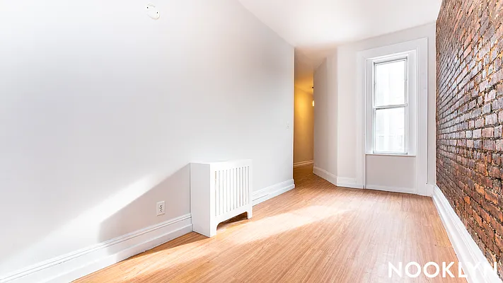 Rented by Nooklyn NYC LLC | media 17