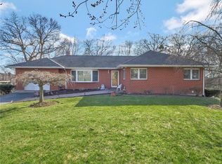 60 S Magnolia St, Pearl River, NY 10965