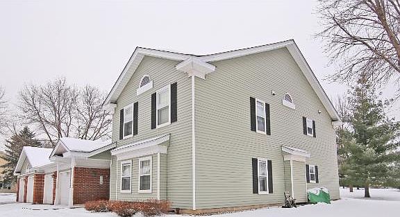 2nd image of 731 Larpenteur Ave E #731A