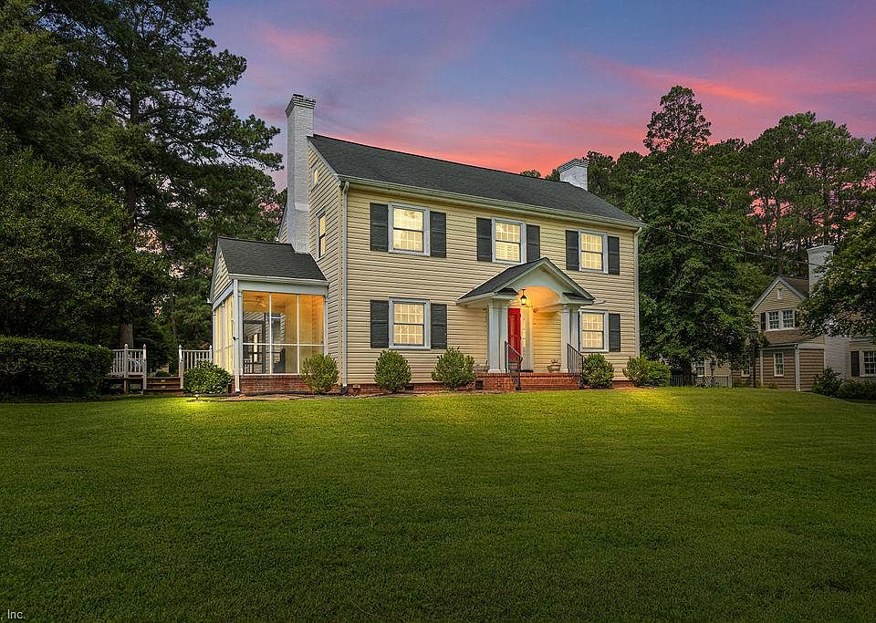 1st image of 405 Meadow Ln