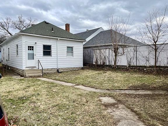 3rd image of 1604 Manchester Ave