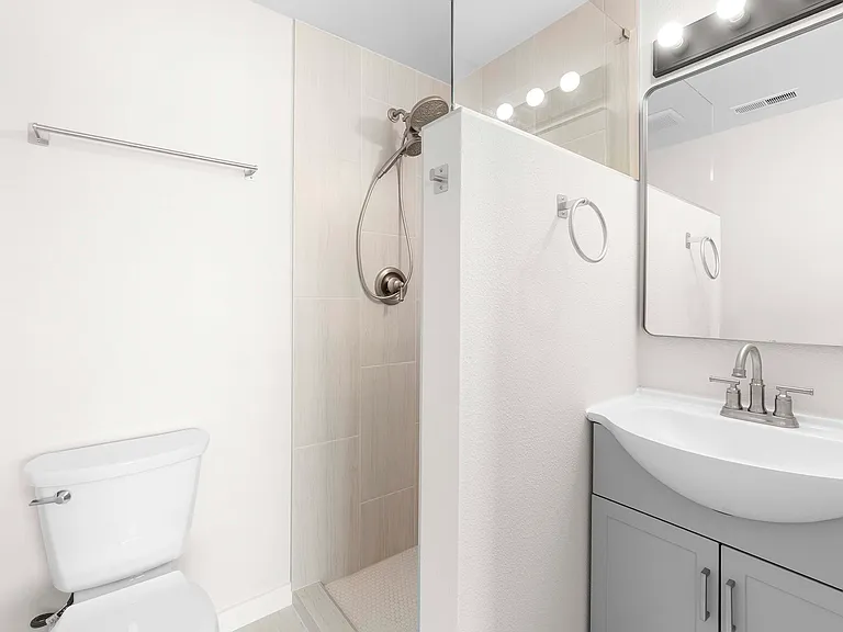 Main Bath en Suite