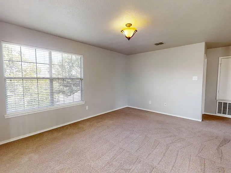 12230 Medina Ml — Photo 15