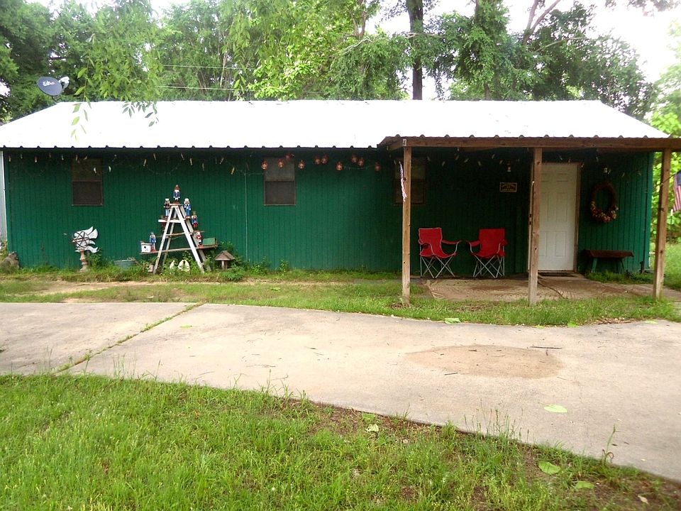 1st image of 216 Linda St