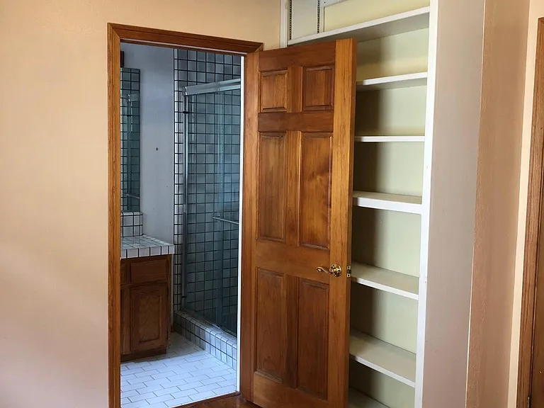 102 Santa Cruz Way — Photo 25