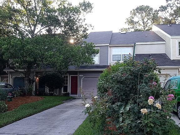 2nd image of 11335 Lake Mandarin Cir E
