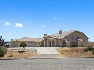 10087 Mirandy Way, Oak Hills, CA 92344