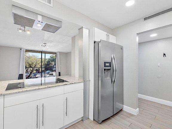 3rd image of 8075 SW 107th Ave APT 224