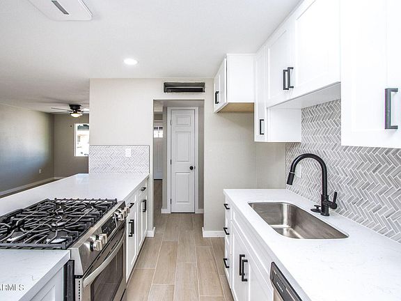 3rd image of 3831 E Friess Dr