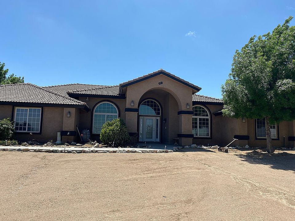 9225 Muscatel St, Phelan, CA 92371 Zillow