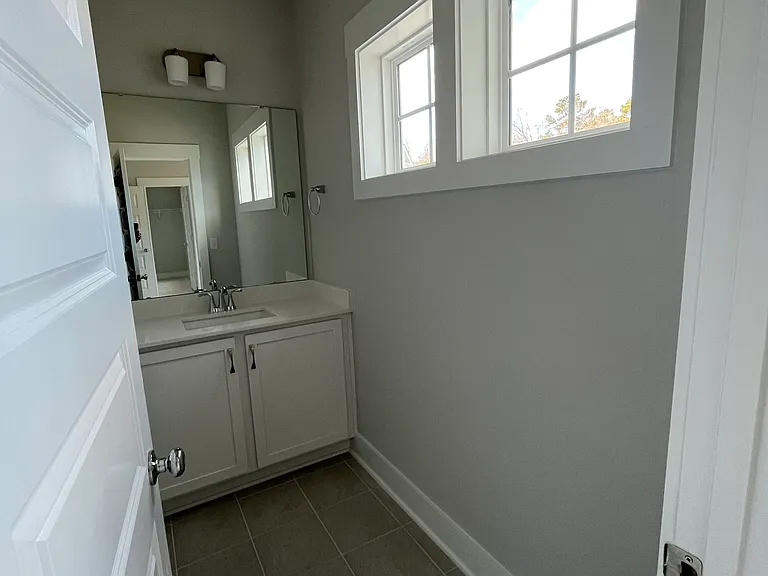 335 Beacon Dr — Photo 19