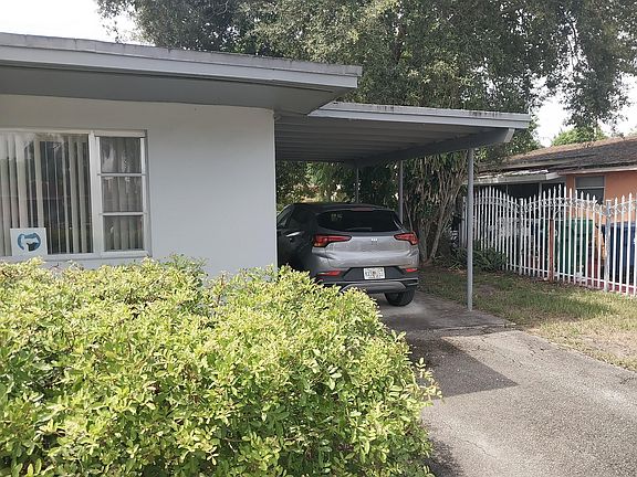 3rd image of 780 NW 179th Street