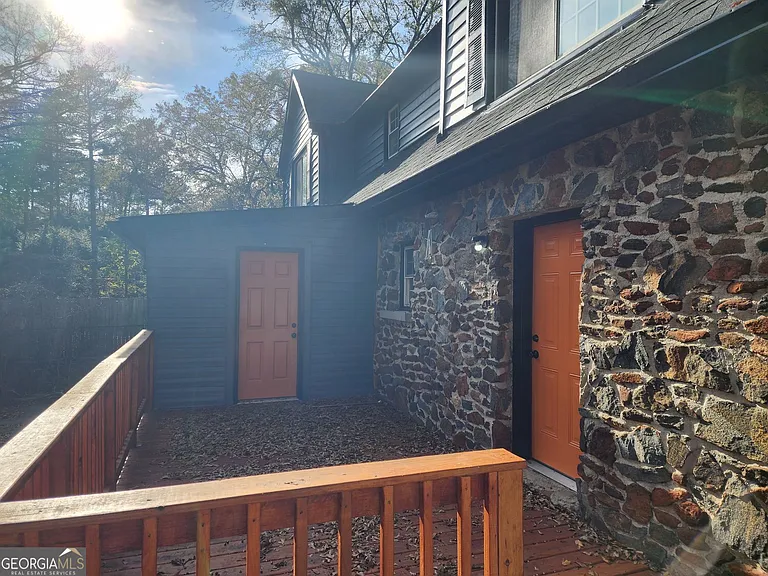 1114 Fayetteville Rd SE — Photo 23