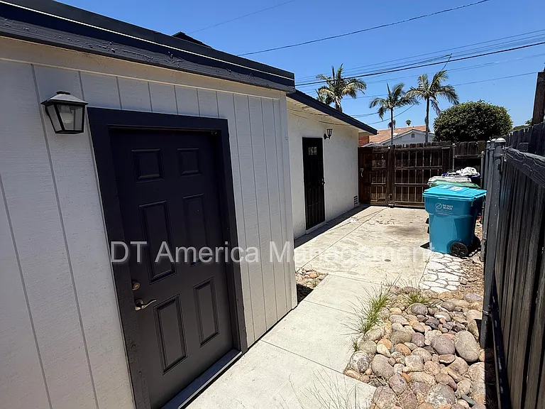 6405 Zena Dr — Photo 4