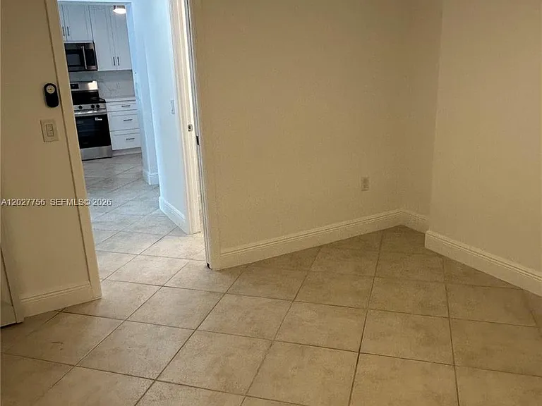 110 S Shore Dr #4E — Photo 7