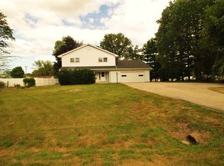 11319 Ridgewood Rd, Milan, IL 61264