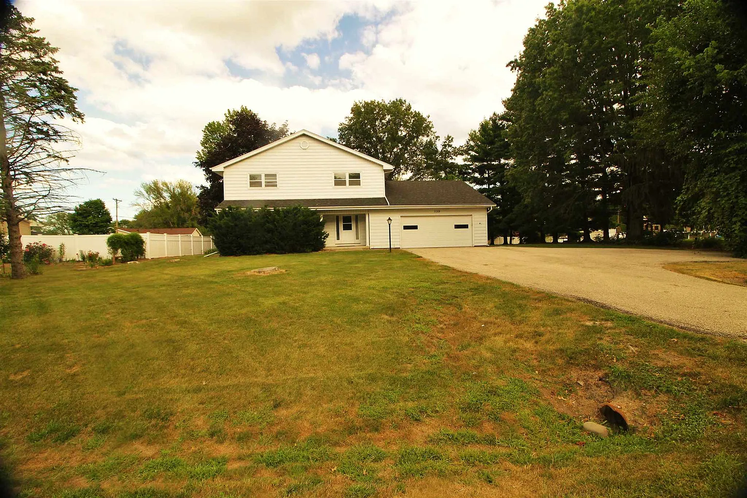 11319 Ridgewood Rd photo 1