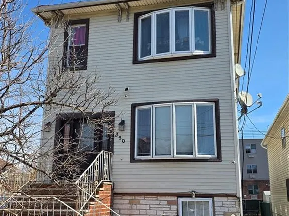 320 Beach 67th St, Arverne, NY 11692