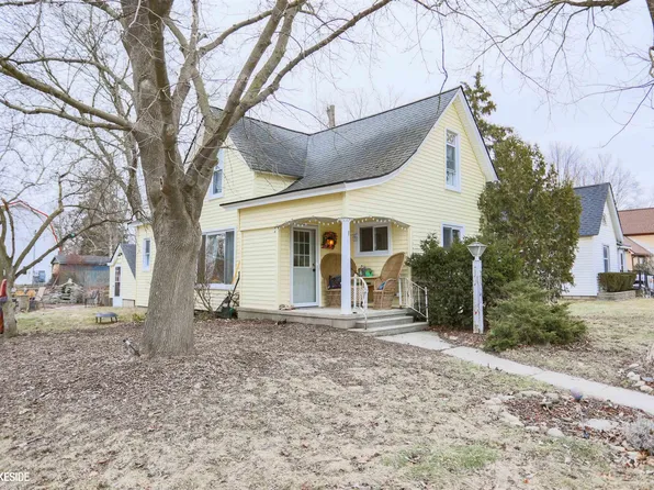 73341 Floral St, Armada, MI 48005