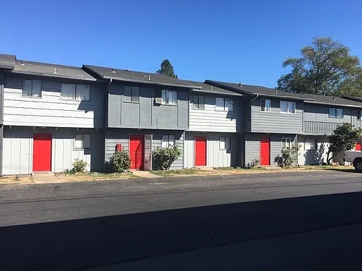 Park Place East — Photo 39