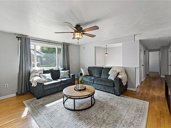 2nd image of 307 Mercer Rd