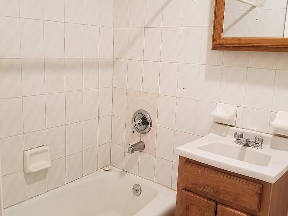 5th image of 75-34 Metropolitan Ave Floor 2