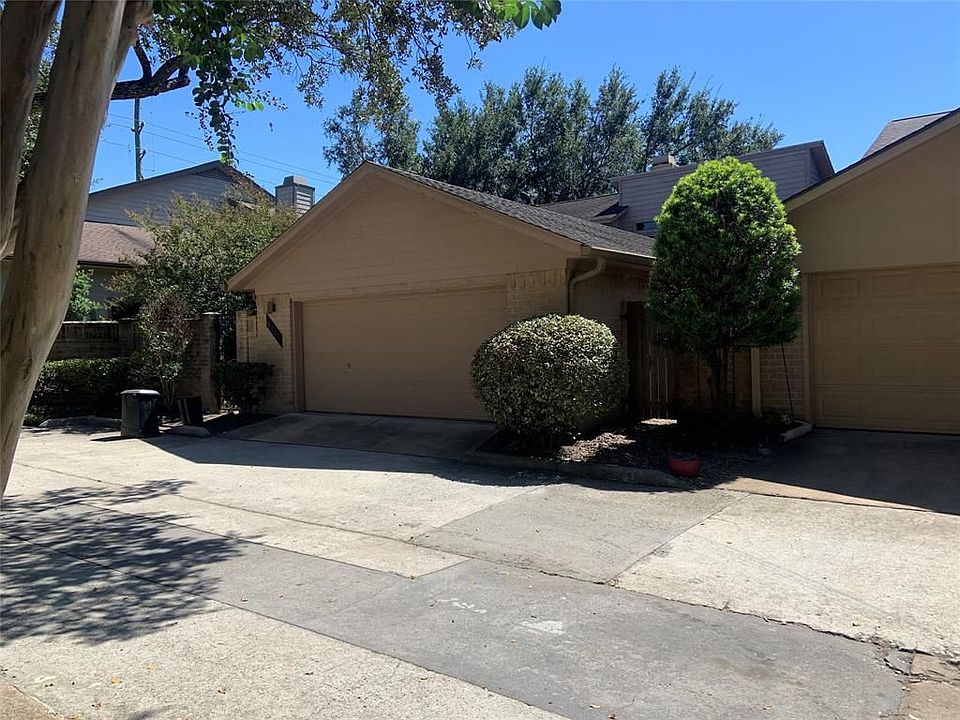 1st image of 8005 Oakwood Forest Dr