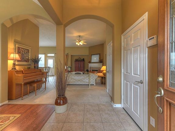 5th image of 20758 Oakhurst Creek Dr