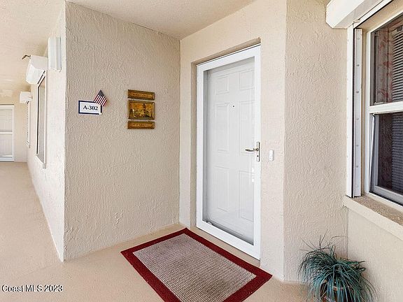2nd image of 602 Shorewood Dr Unit A302