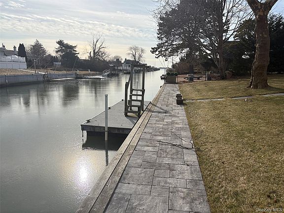 3rd image of 17 Whiting Road