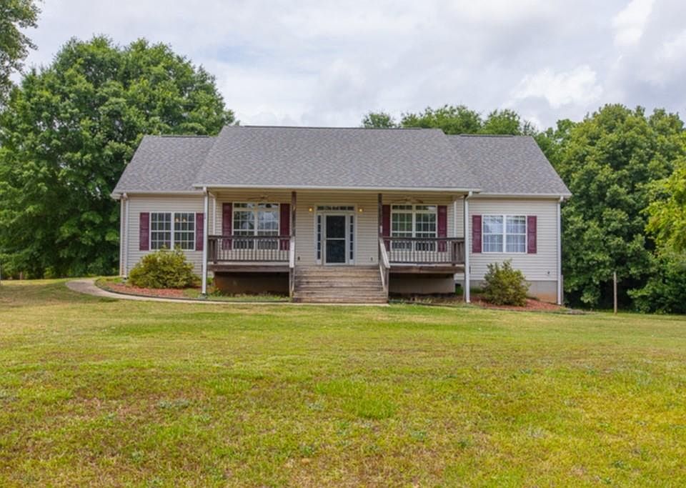 1st image of 334 Willowwind Dr