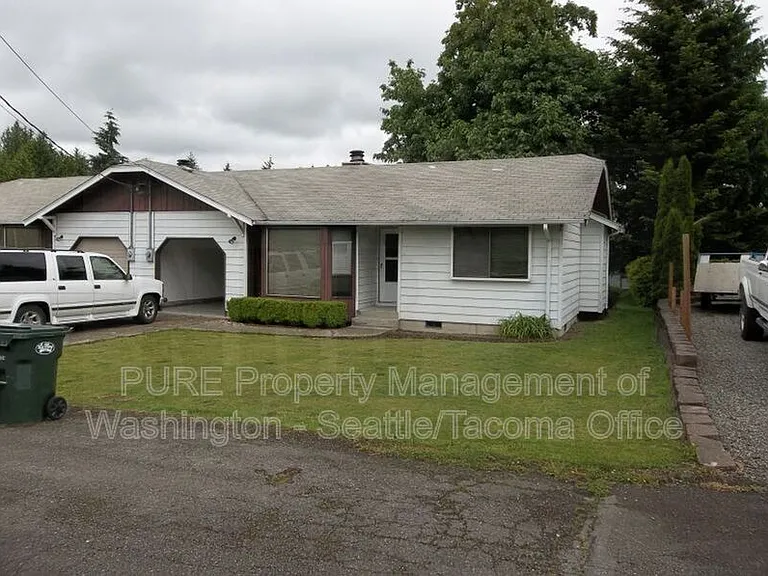 11403 78th Ave E — Photo 3
