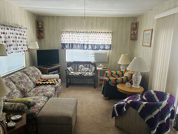 3rd image of 3489 Rainbow Lake Dr #58