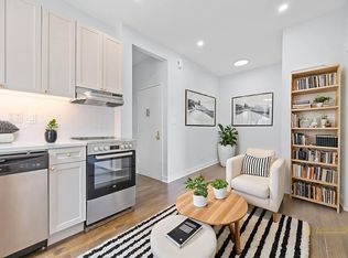 28-41 46th St #2R, Astoria, NY 11103