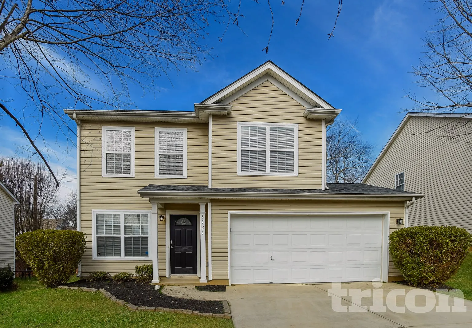 6826 Squirrels Foot Court Charlotte NC — Photo 1