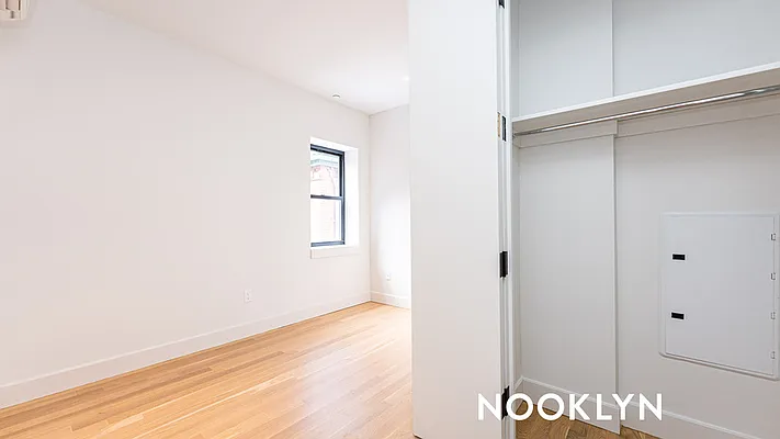 Rented by Nooklyn NYC LLC | media 24