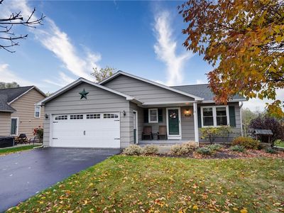 179 Cave Holw, West Henrietta, NY, 14586