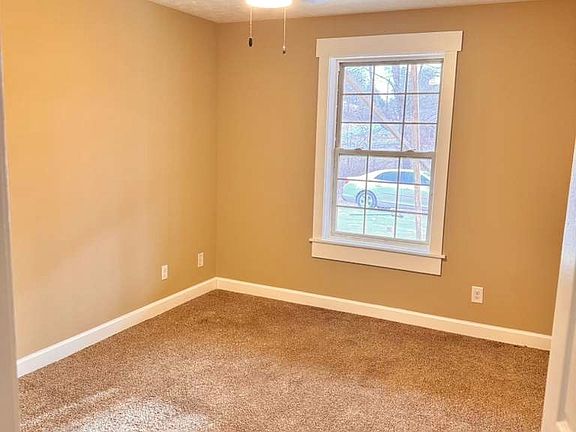 4th image of 156 Pepperhill Dr Apts 6