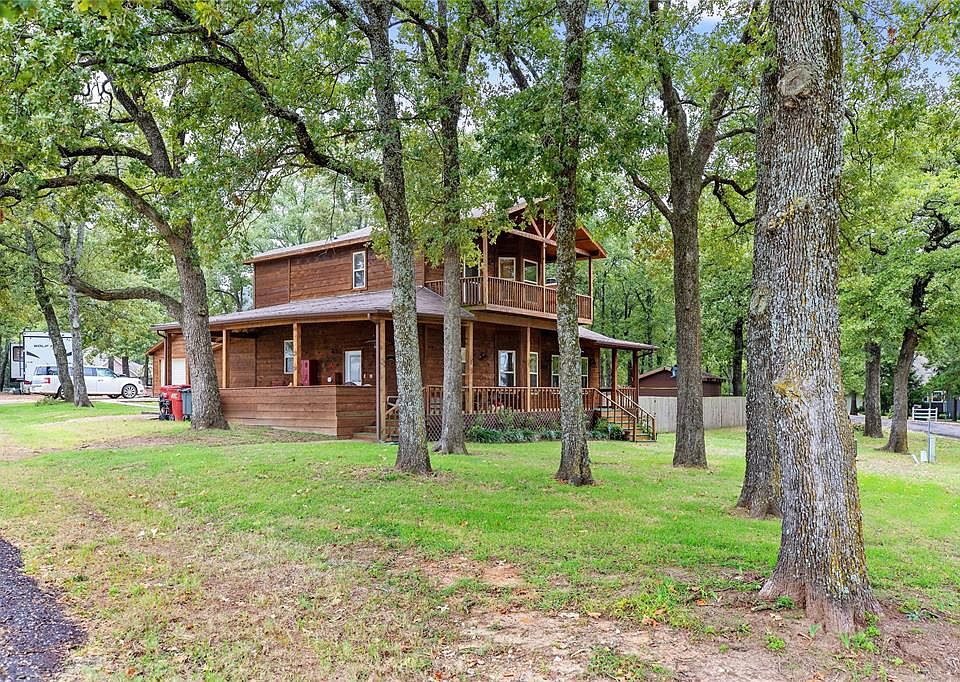 1st image of 1049 Shoreline Dr