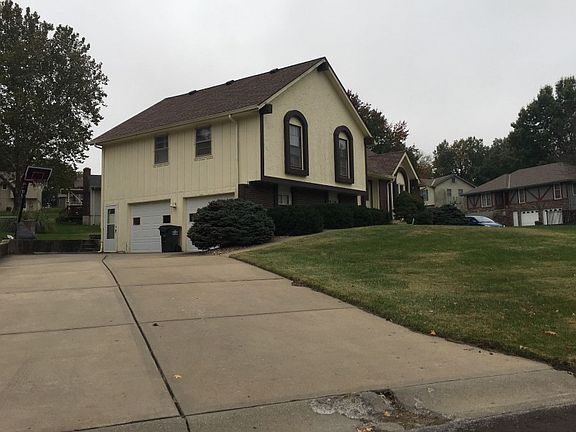 2nd image of 11801 E 78th Pl
