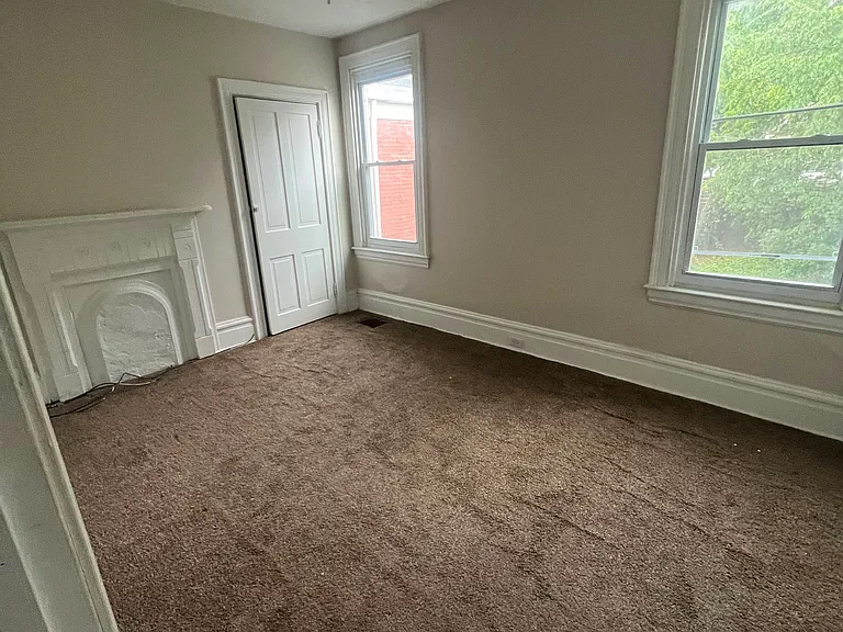 5220 Holmes St #B — Photo 1